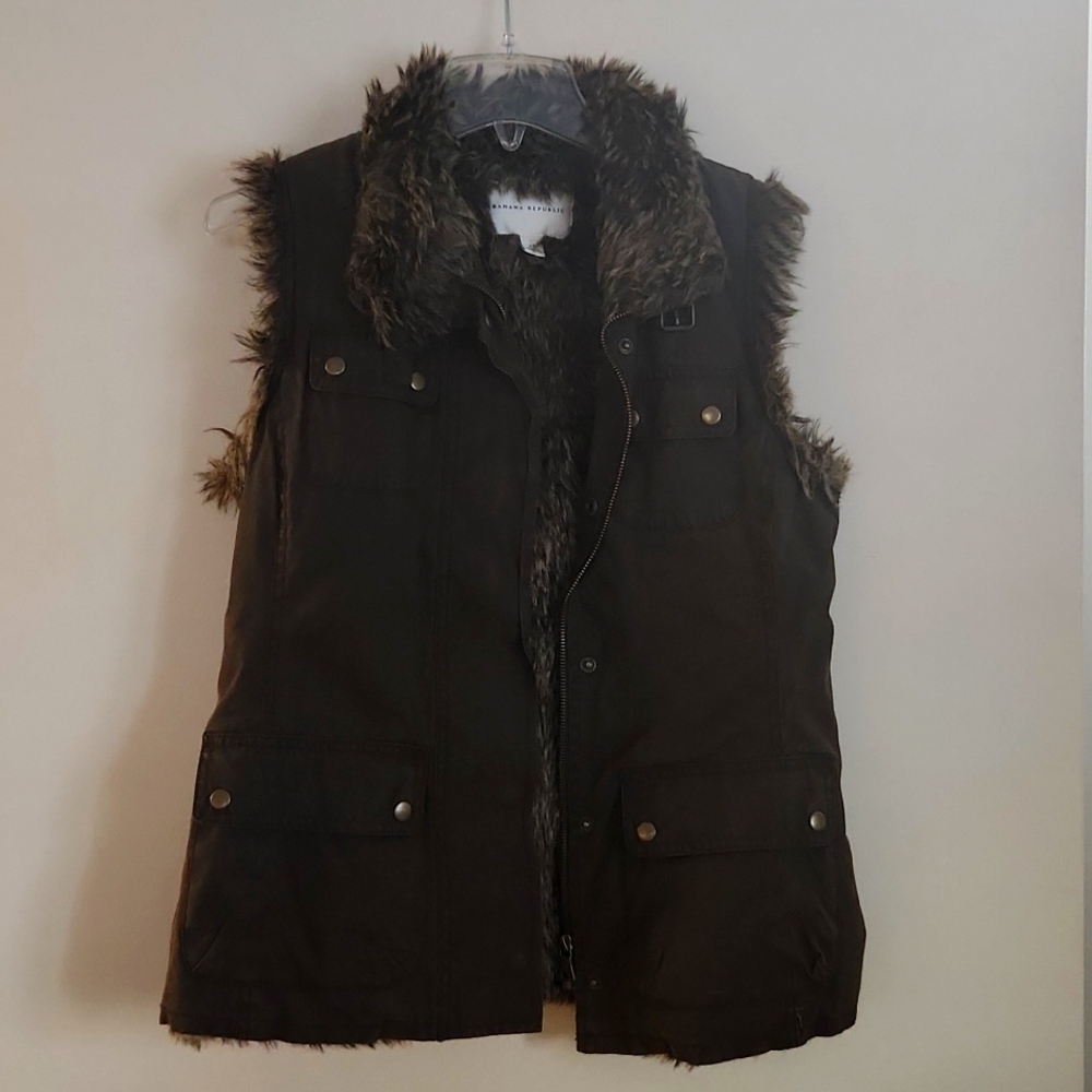 Womens cozy vest by Banana Republic